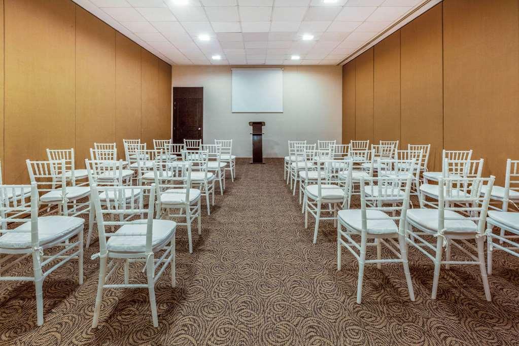 Hotel La Quinta By Wyndham Poza Rica Facilités photo